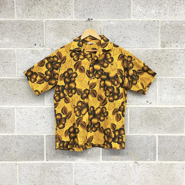 Vintage Shirt  Retro 1950s Hawaiian Print + Yellow and Brown + Size Large + Short Sleeve + Button-down + Hibiscus Flowers + Unisex Apparel 
