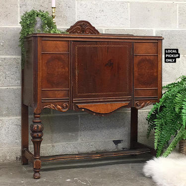 LOCAL PICKUP ONLY ———— Antique Buffet 