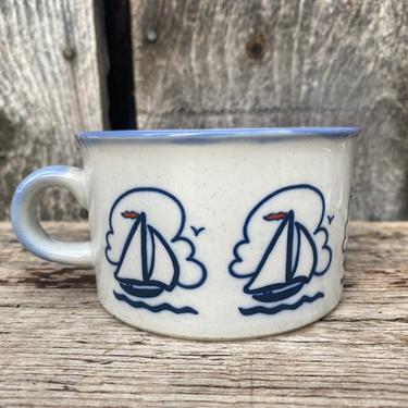 Vintage Boat Mug -- Mug Boat -- Soup Mug -- Low Mug -- Nautical Mug -- Nautical Kitchen -- Nautical Decor -- Sailboat Mug -- Boat Mug -- Mug 
