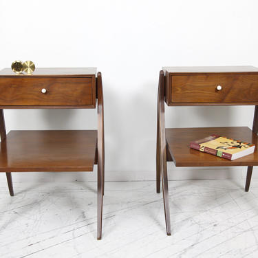 Pair of vintage mcm end tables / nightstands by Drexel Declaration (Kipp Stewart) | Free delivery in NYC and Hudson areas 