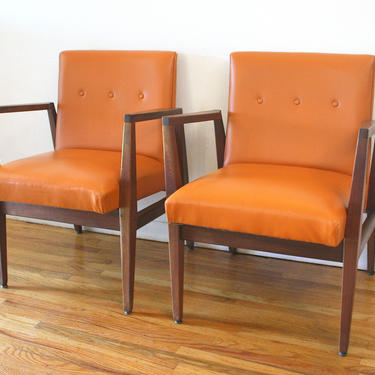 Mid Century Modern Pair of Chairs