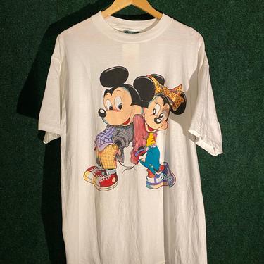 Vintage Mickey & Minnie Mouse "Streetwear" T-Shirt