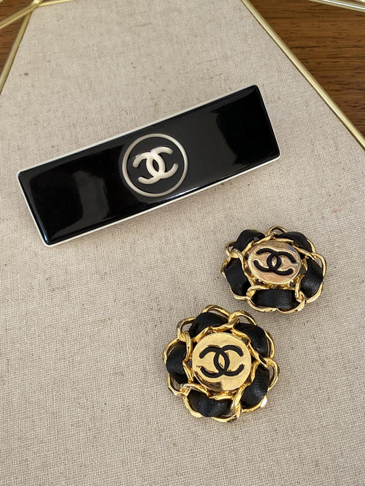 chanel hair clips for women cc