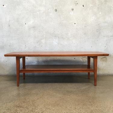 Mid Century Modern Coffee Table with Pull out Serving Tray