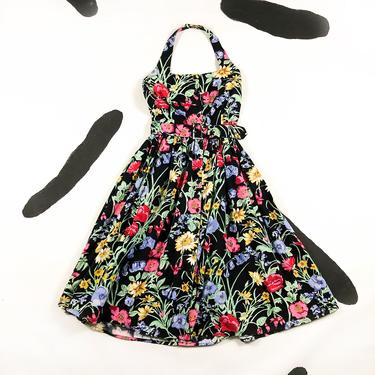 80s Together! Black Floral Cotton Fit and Flare Halter Dress / Circle Skirt / Full Skirt / Cut Out / 50s / Garden Party / M / 90s / Size 10 