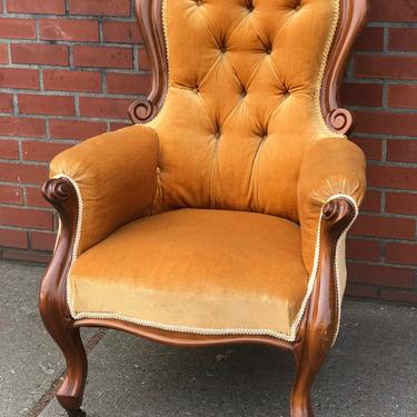Free Shipping within US - 19th Century Victorian Cabriole Leg Spoon Back Slipper Chair with Casters 