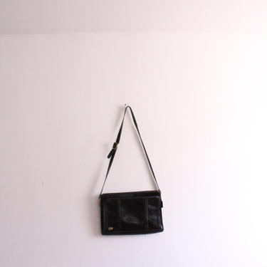 Minimal Classic Leather Shoulder Bag 
