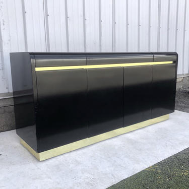 Vintage Modern Black Lacquer Credenza from Lane 
