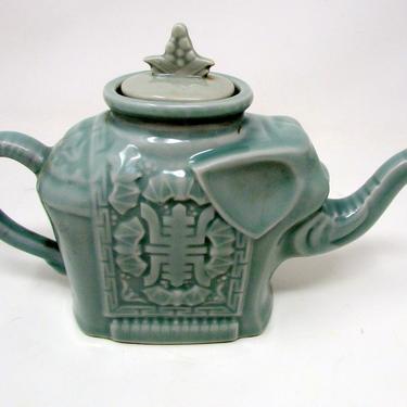Vintage Yixing Celadon Elephant Porcelain Teapot The Bombay Company 