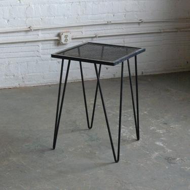 Mid Century Modern Wire Rod Hairpin  Bench // Side Table // End Table 