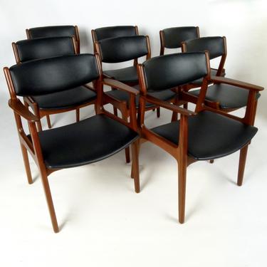 Set of 8 Henning Kjaernulf Dining Chairs