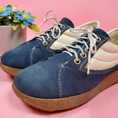 60s/70s mod sneaker comfort shoes. Blue suede shoes by Personality. (Size 7.5) 