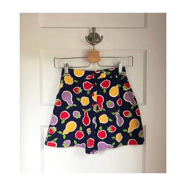 1960s Fruity Cutie Culotte Shorts- girls size 7 (23 inch waist) from Sears- 100% cotton 