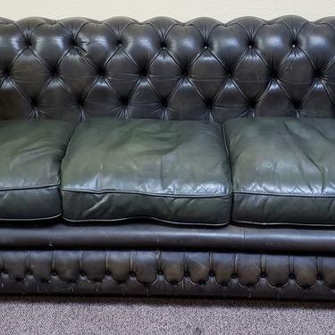 Item #MA1565 Vintage Hunter Green Chesterfield Leather Sofa