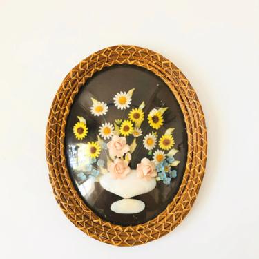 Vintage Oval Wicker and Seashell Wall Hanging 