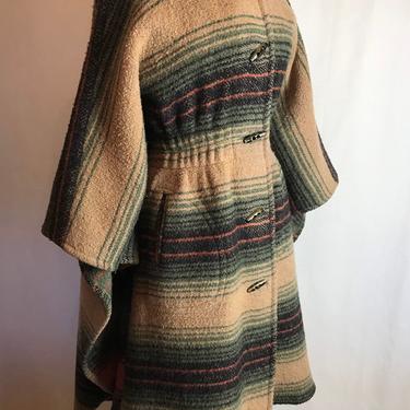 70’s boho hippie  fitted cape coat~ camp blanket style~ southwestern vibes~ butterfly sleeves~ earth tones~ size small 