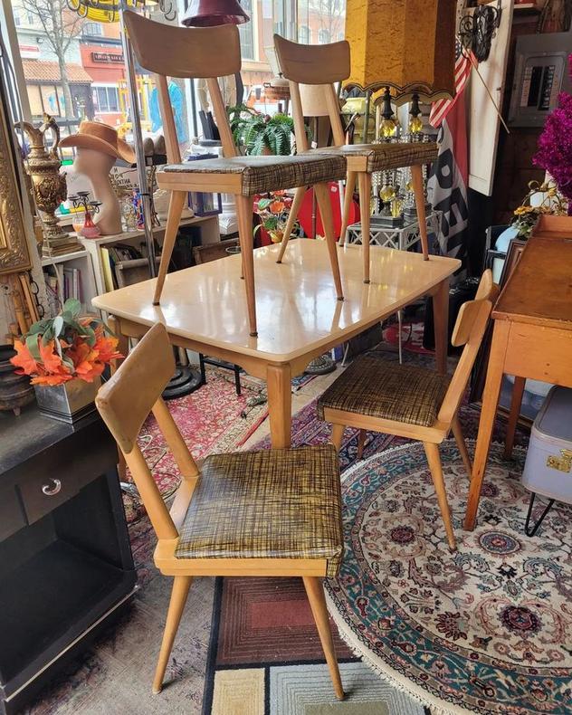 Mid Century Dining Suite, Table with Four Chairs, Original upholstery. Maple.