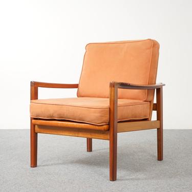 Danish Walnut Easy Chair - (320-048.2) 