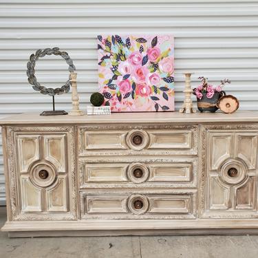 Modern French Country Style Ornate Dresser \/ Entryway \/ Buffet \/ Under The Tv Piece