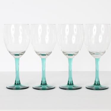Wine Glassware, Vintage Wine Glassware, Wine Glasses, Green Glassware, Green Glasses, Stemmed Wine Glasses, Vintage Glassware, Set of 4 