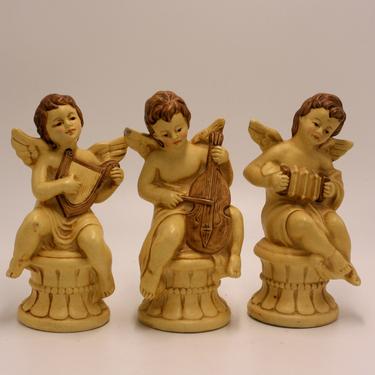 vintage trio of angels with musical instruments/made in japan 