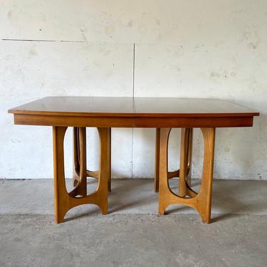 Mid-Century Sculptural Base Dining Table with Leaves 