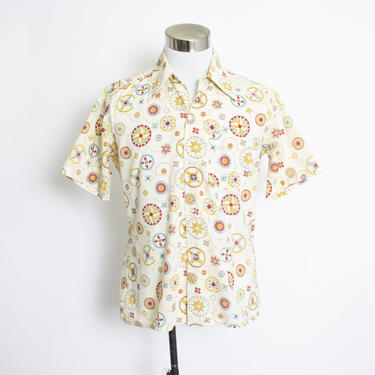 Vintage 1970s Men's Shirt Short Sleeve Geometric Printed Button Up Arrow Large 