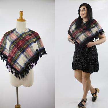 50s 60s Tartan Capelet // Wool Mohair Fringed Shawl Cape // Plaid Scottish Wool // Vintage Womens Clothing 