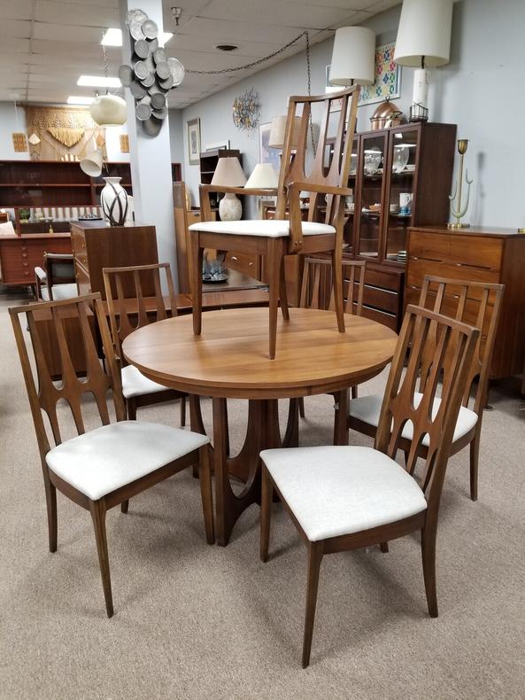 Set of six dining chairs from the Brasilia collection by Broyhill