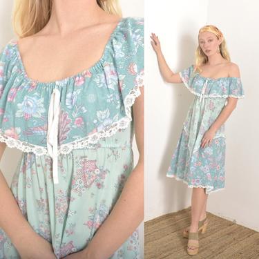 Vintage 1970s Dress / 70s Floral and Fruit Print Peasant Dress / Blue ( S M ) 