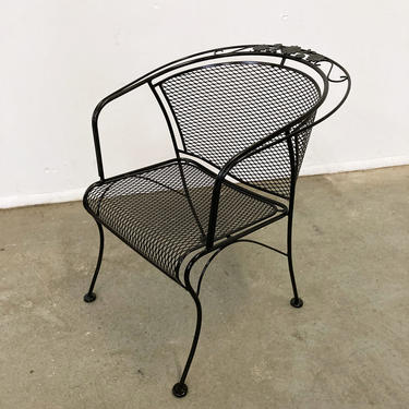 Mid-Century Modern Woodard Briarwood Outdoor Wrought Iron Dining Arm Chair 
