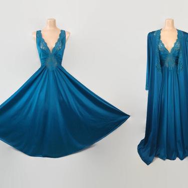 VINTAGE 80s Teal Blue OLGA Peignoir Set | Stretch Lace Bodice | Grand Sweep Nightgown & Robe | Wedding Bridal Lingerie | XL 98270 98470 