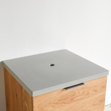 Concrete Vessel Vanity Top / Single Sink 