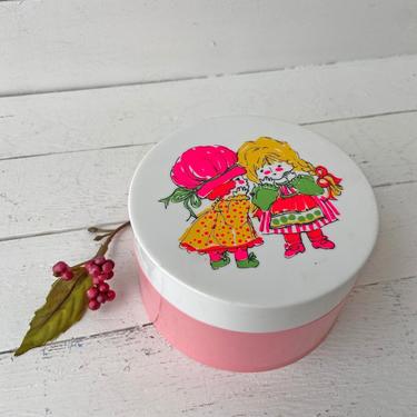 Vintage Strawberry Shortcake Container, Jewelry Box, Children's Box // Catch All, Trinket Holder, Hair Tie Holder Little Girl // Gift 