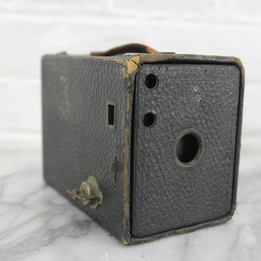 Eastman Kodak No. 2 Brownie Camera Model B Box Camera 