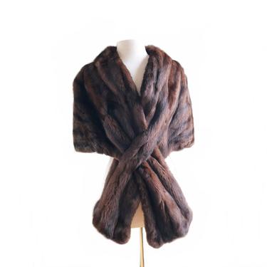 Vintage 50s fur stole/ Russian squirrel cape wrap shawl/ dark rich brown real fur capelet/ winter wedding bridal fur 