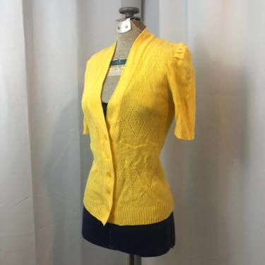 1950s cardigan sweater bright yellow eyelet acrylic college S 