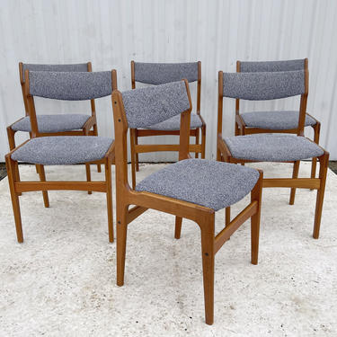 Scandinavian Modern Teak Dining Chairs after Erik Buch- Set of Six 