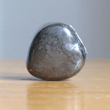 Vintage Sterling Silver Heart Shaped Pill Box 