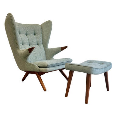 PAPA BEAR styled Mid Century MODERN Lounge Chair in Light Arctic Blue 