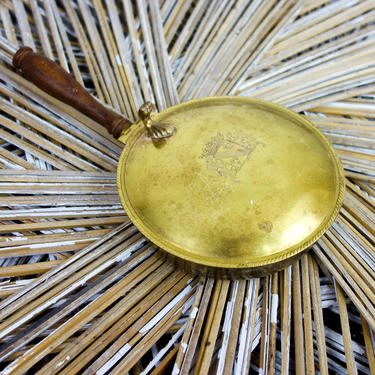 Vintage 6&amp;quot; brass silent butler, dining table crumb catcher, ashtray, or catchall tray or dish with lid and wood handle made in Italy 