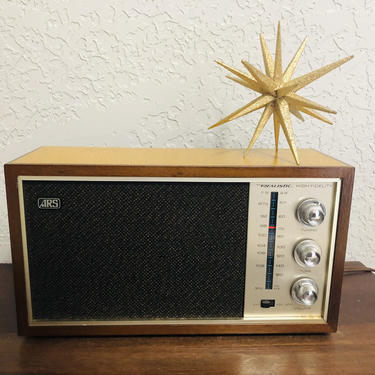 Vintage Mid Century Radio Realistic ARS gold 