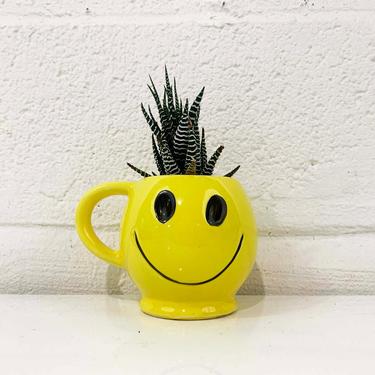 Vintage McCoy Smiley Face Mug 1970s Coffee Cup Classic Happy Smile Novelty Yellow Black Made in the USA Retro 