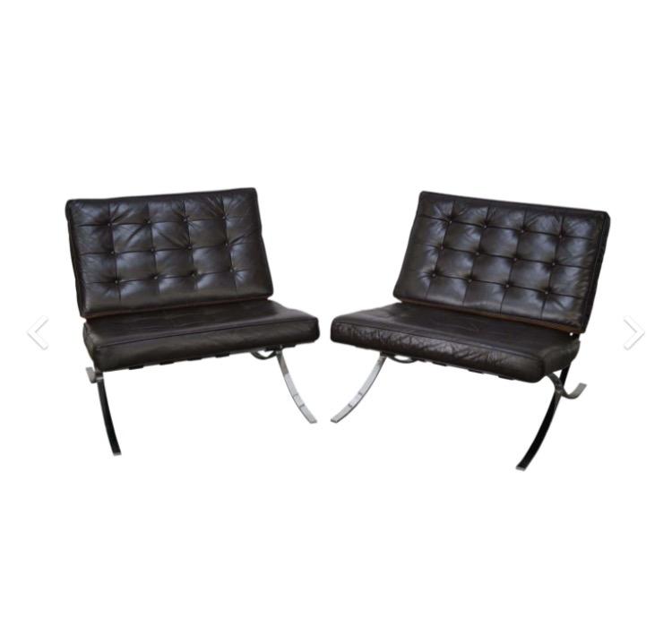 Pair of Barcelona Chairs with Black Leather, Knoll 1971