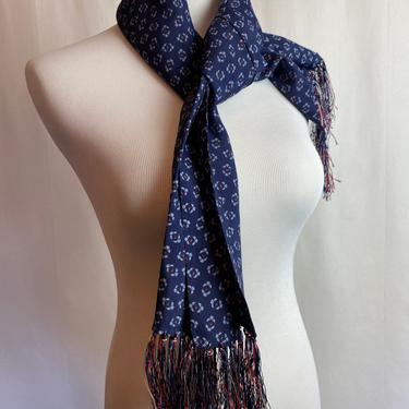 40’s rayon print scarf~ unisex androgynous men’s Ascot silky fringe long neckerchief accessory navy blue red print pinup old Hollywood style 