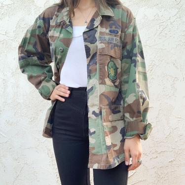 Vintage 80's U.S. Air Force Woodland Camouflage Patched Button Up Jacket 
