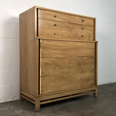 American Of Martinsville Mid-Century Modern 5-Drawer Dresser / Chest 