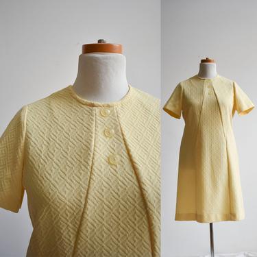 1970s Buttercream Textured Shift Dress 