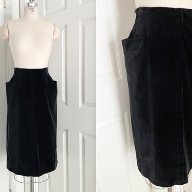 1940s 50s Black Velvet Pencil Skirt With Flared Hip Pockets 