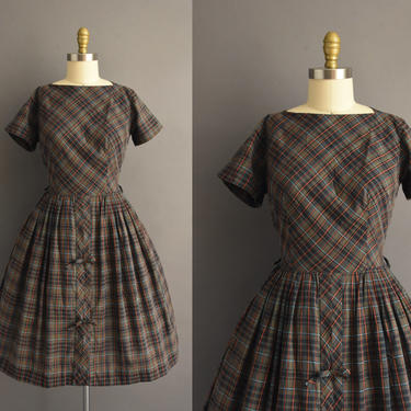 1950s vintage dress | Brown Plaid Print Short Sleeve Cotton Full Skirt Summer Dress | Medium | 50s dress 